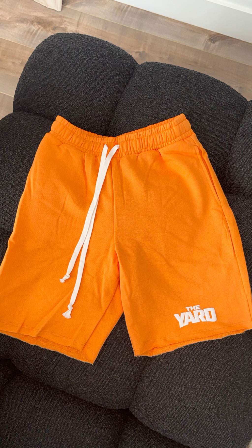 ORANGE TERRY RAW EDGE SWEAT SHORT